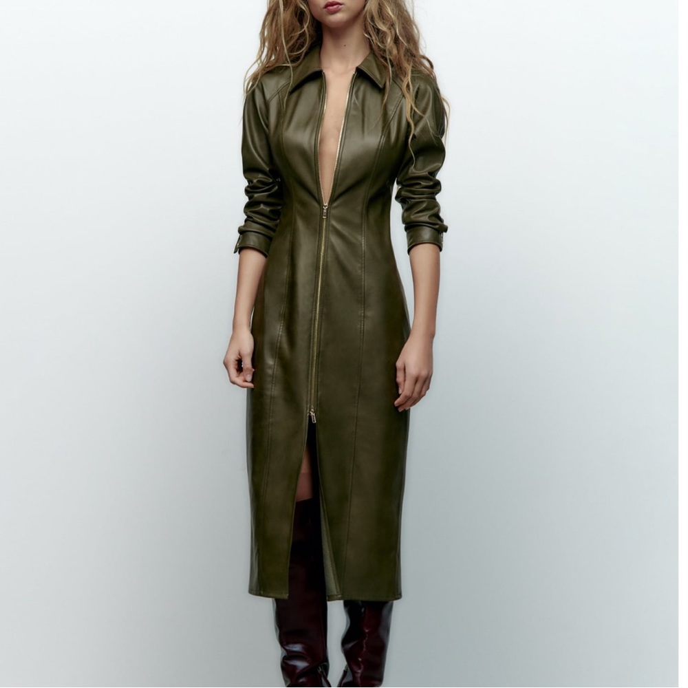 Zara FITTED FAUX LEATHER DRESS
